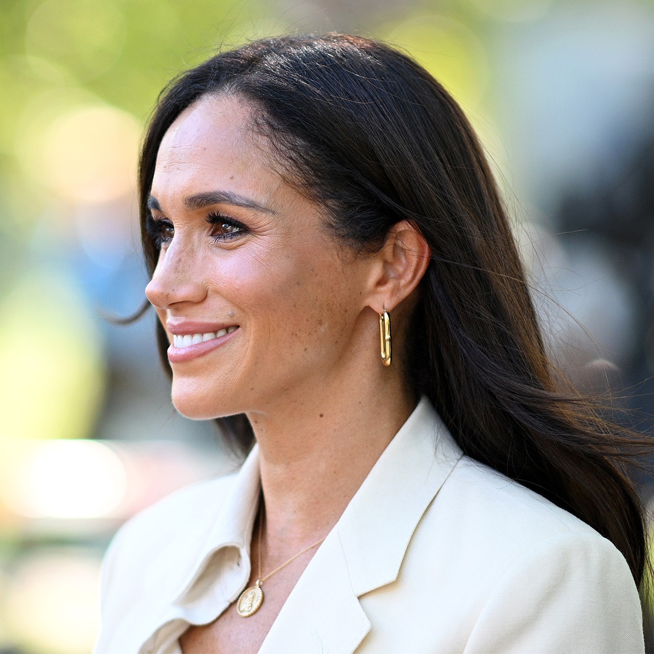 Meghan Markle Is One Year Older, Wants Us All to Be Wiser About Online Safety